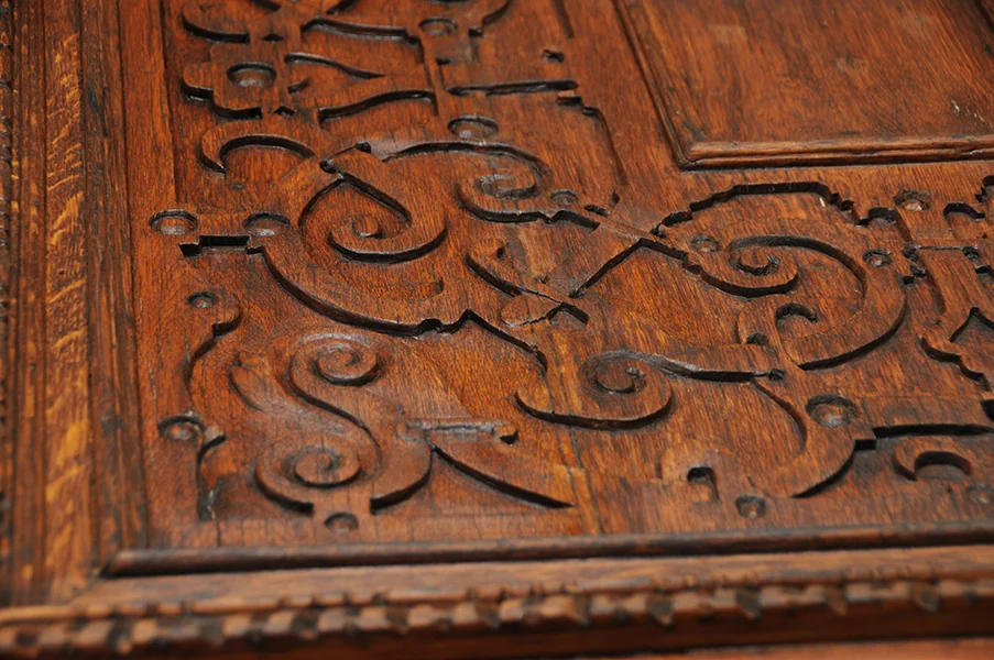 Detail dvěří